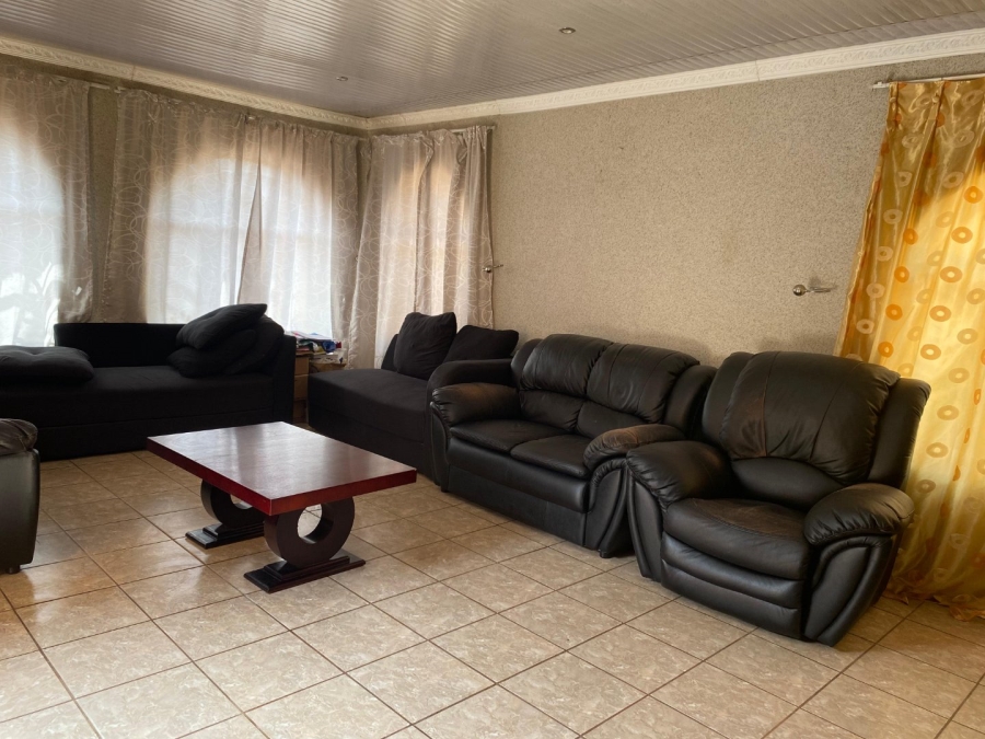 3 Bedroom Property for Sale in Grasslands Free State